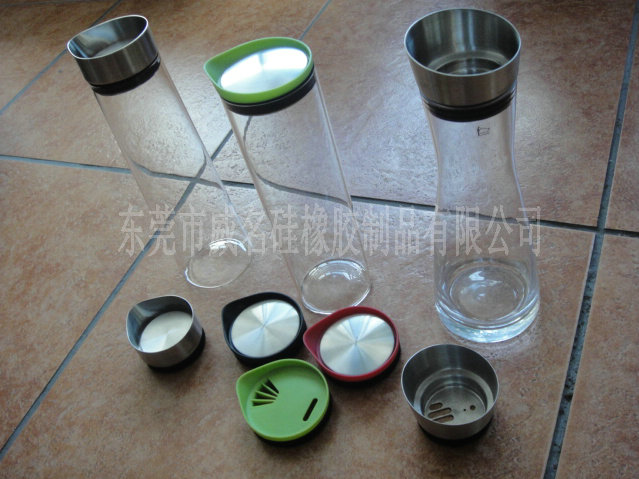 來(lái)了解玻璃果汁杯瓶蓋原材料的情況